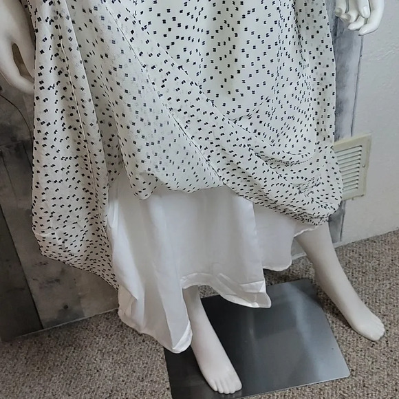 Maggy London LEAH EMPIRE WAIST Midi Dress - Picture 4 of 11